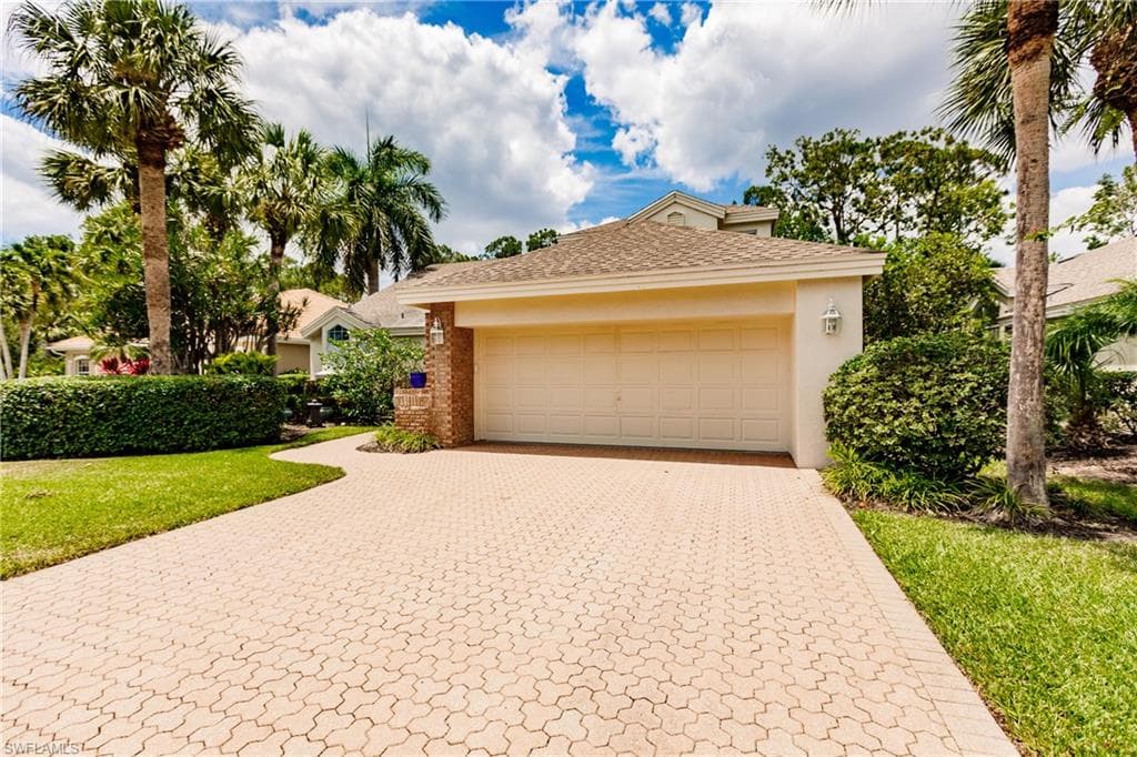 547 Cormorant CV NAPLES, FL 34113