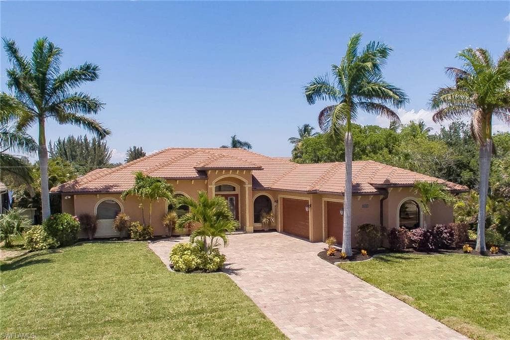 3211 Ceitus PKY CAPE CORAL, FL 33991