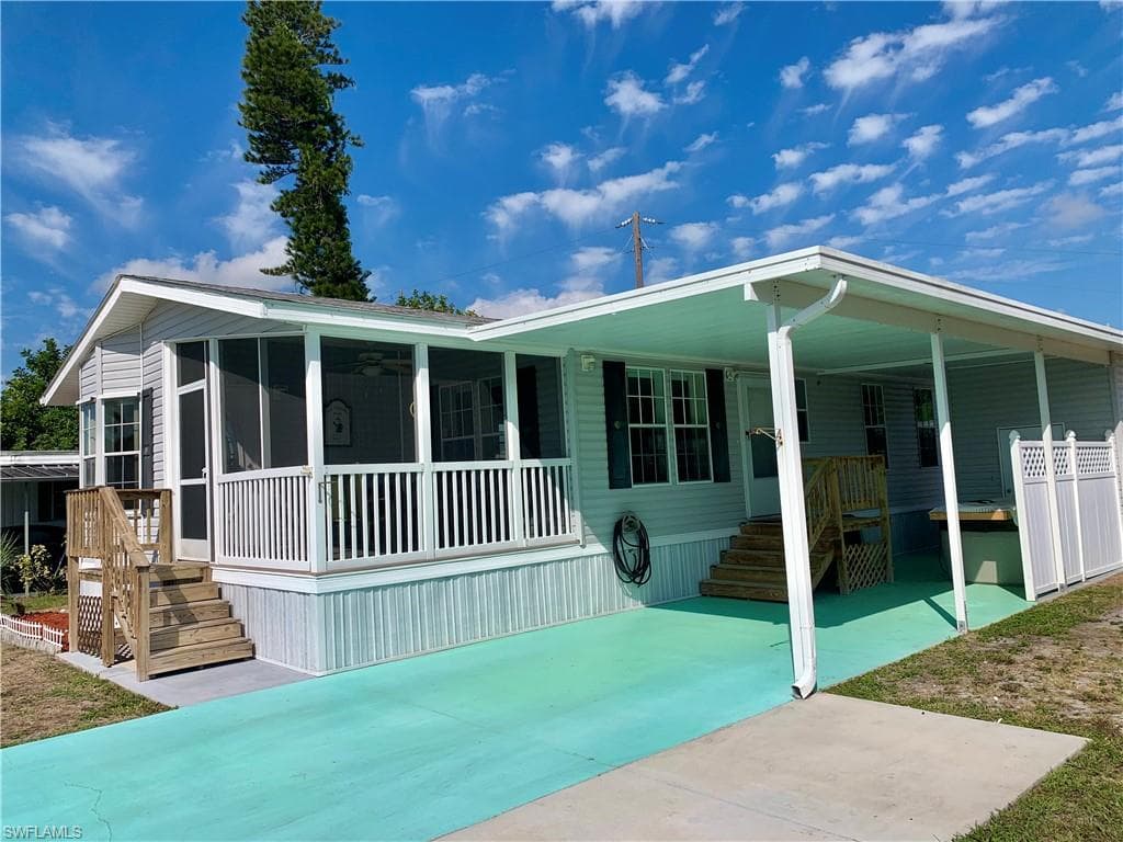 26193 Princess LN BONITA SPRINGS, FL 34135