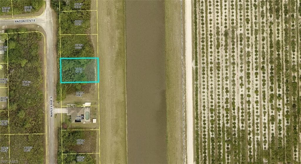 707 NAPLES AVE S LEHIGH ACRES, FL 33974