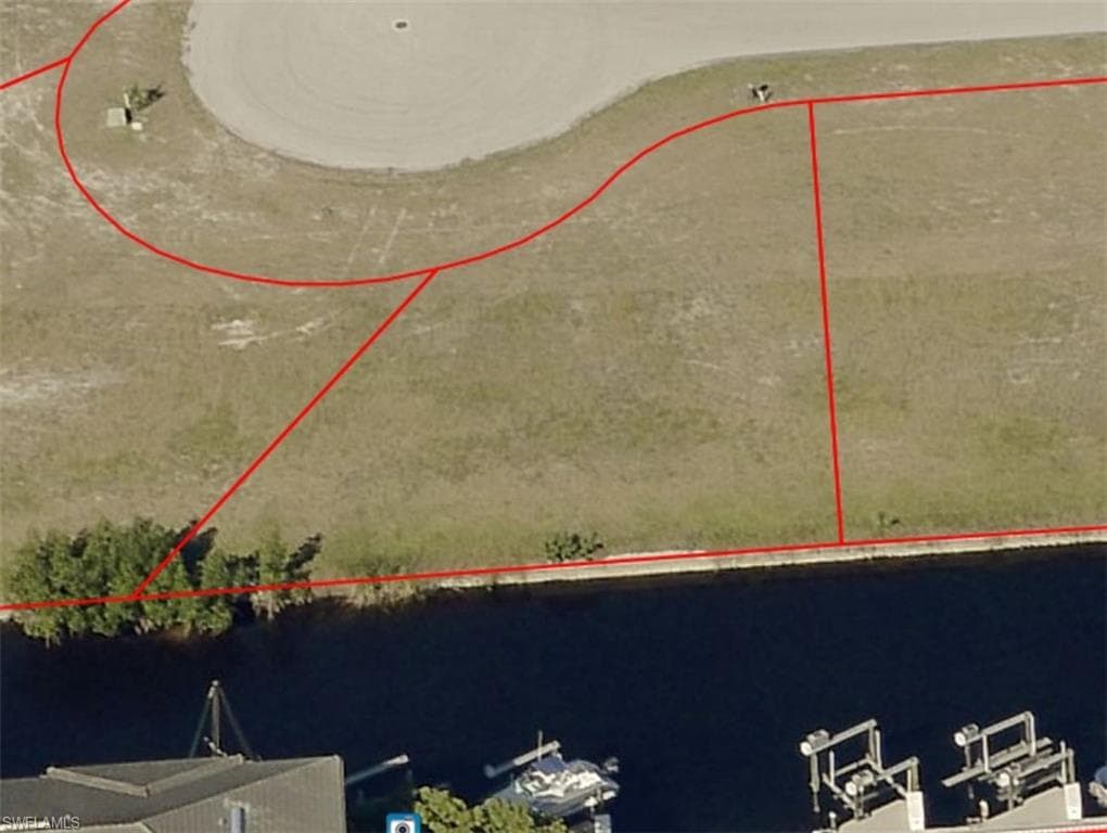 1900 Ottersrest LN CAPE CORAL, FL 33990
