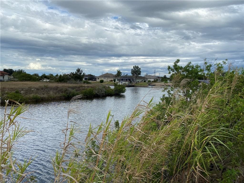 327 Old Burnt Store RD N CAPE CORAL, FL 33993