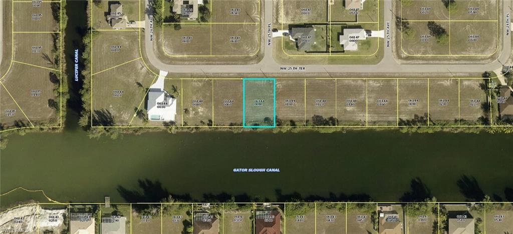 2516 NW 25th TER CAPE CORAL, FL 33993
