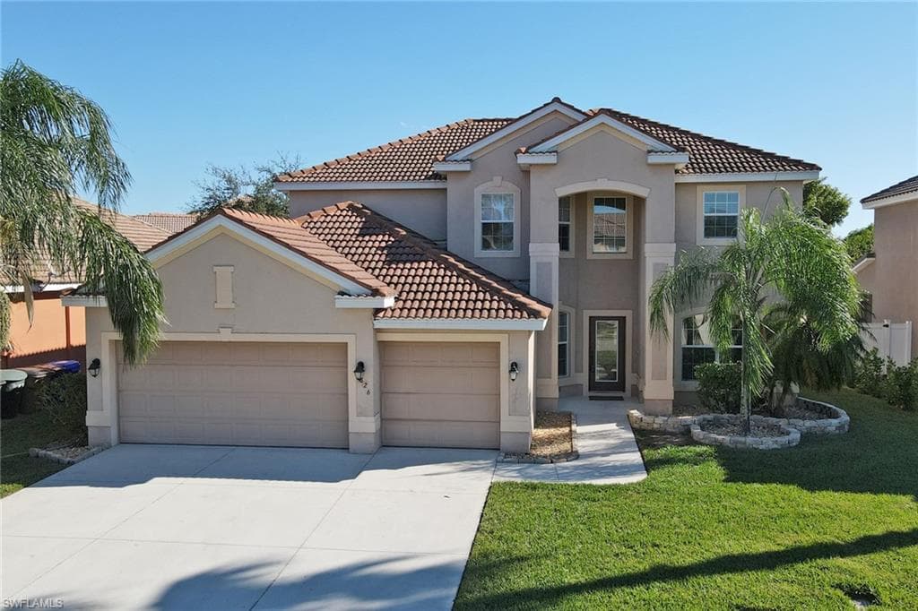 2826 Via Piazza LOOP FORT MYERS, FL 33905