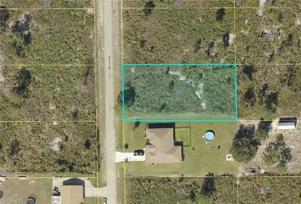 408 Wells AVE LEHIGH ACRES, FL 33972