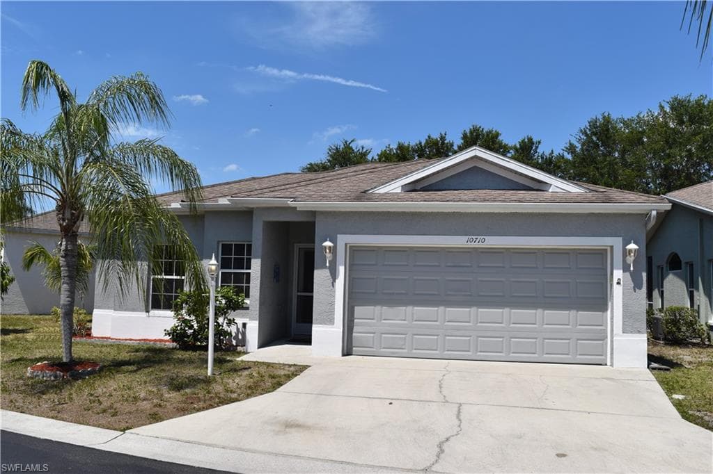 10710 Pearl Bay CIR ESTERO, FL 33928