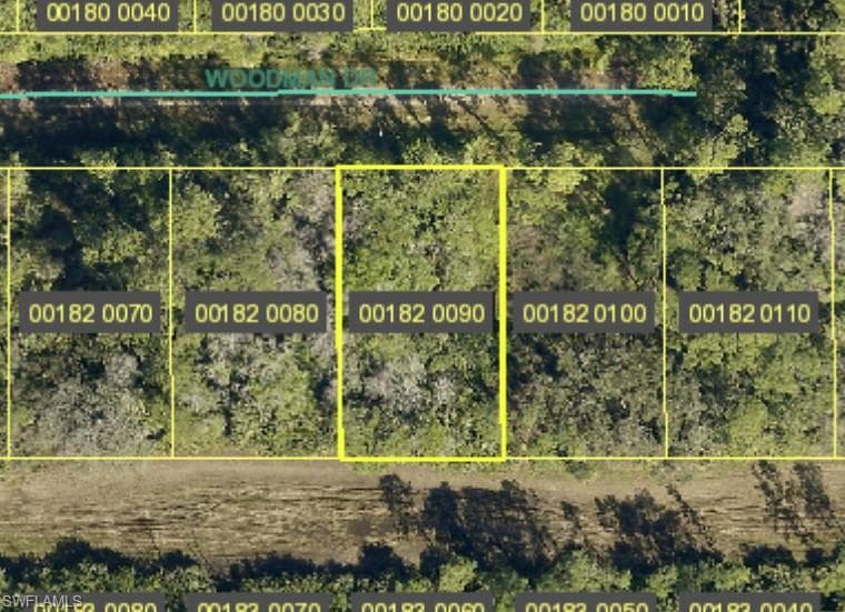 511 Woodman DR LEHIGH ACRES, FL 33972