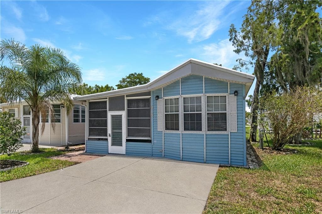 218 Cheetah DR NAPLES, FL 34114