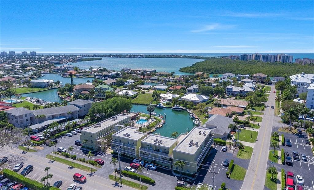 1152 Bald Eagle DR A5 MARCO ISLAND, FL 34145