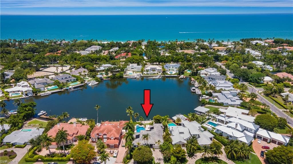 1910 4th ST S NAPLES, FL 34102