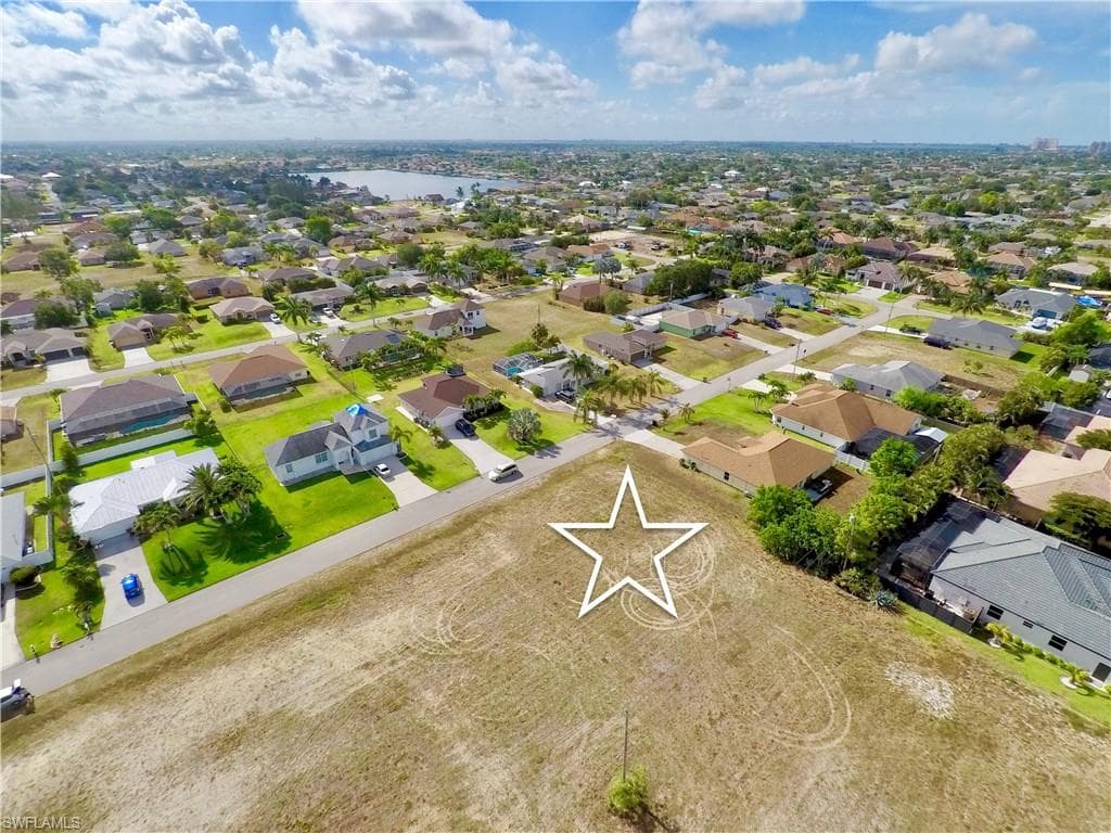 4208 SW 15th PL CAPE CORAL, FL 33914
