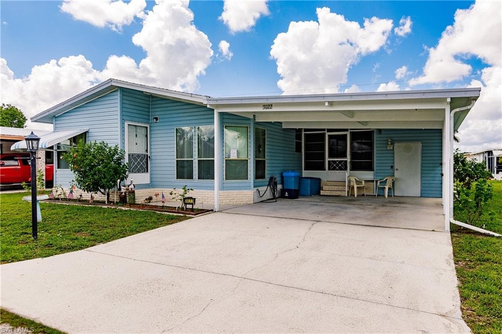 3022 Rain Dance LN NORTH FORT MYERS, FL 33917