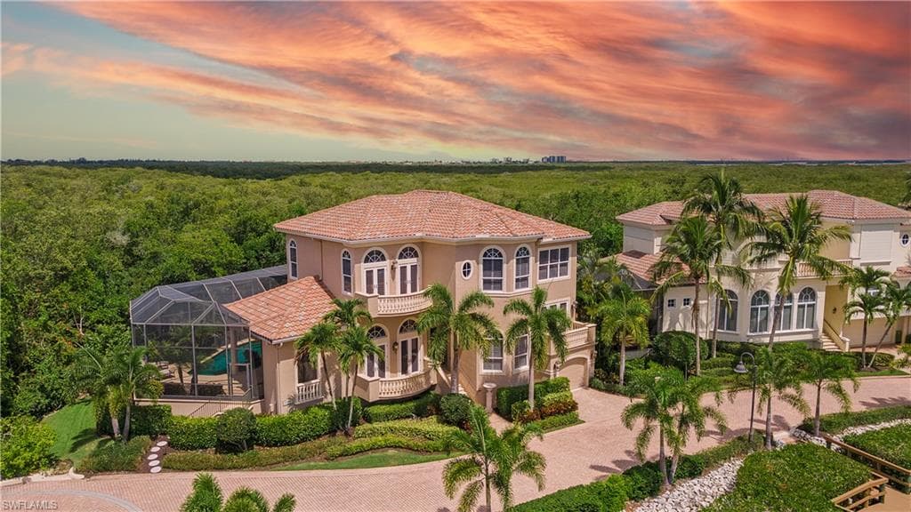 27750 Marina Isle CT BONITA SPRINGS, FL 34134
