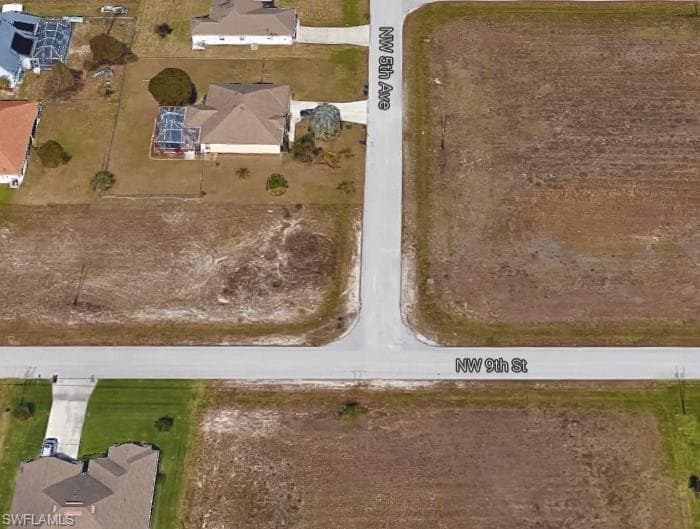 910 NW 5th AVE CAPE CORAL, FL 33993