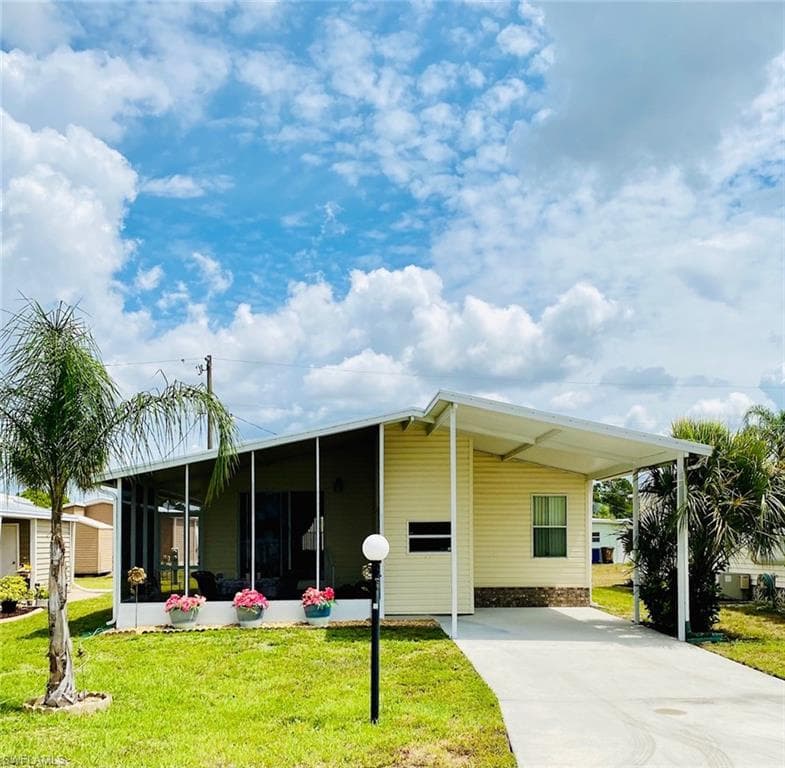 9799 Sugarmill Springs DR FORT MYERS, FL 33905