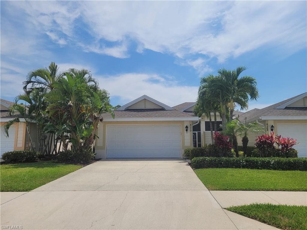 4270 Avian AVE FORT MYERS, FL 33916