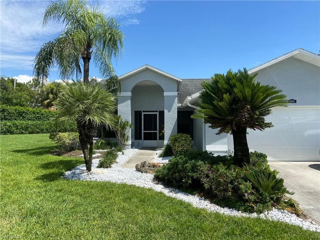 10153 Stern CIR NAPLES, FL 34109