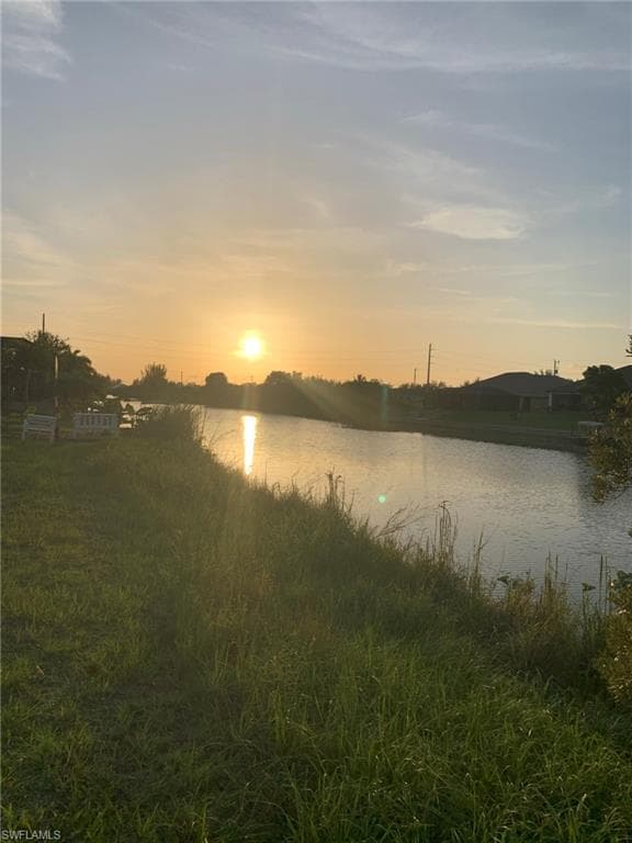 2241 NW 9th TER CAPE CORAL, FL 33993