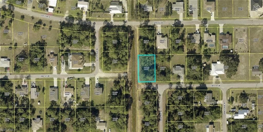 4818 3rd ST W LEHIGH ACRES, FL 33971