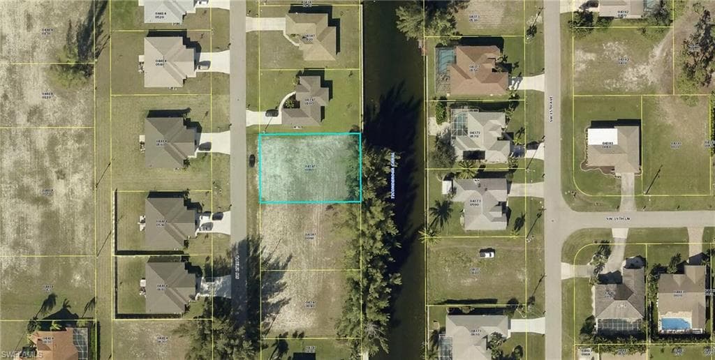 1919 SW 15th PL CAPE CORAL, FL 33991