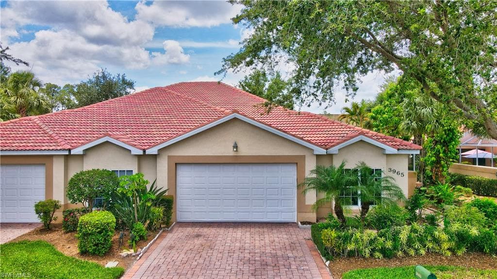 3965 Recreation LN NAPLES, FL 34116