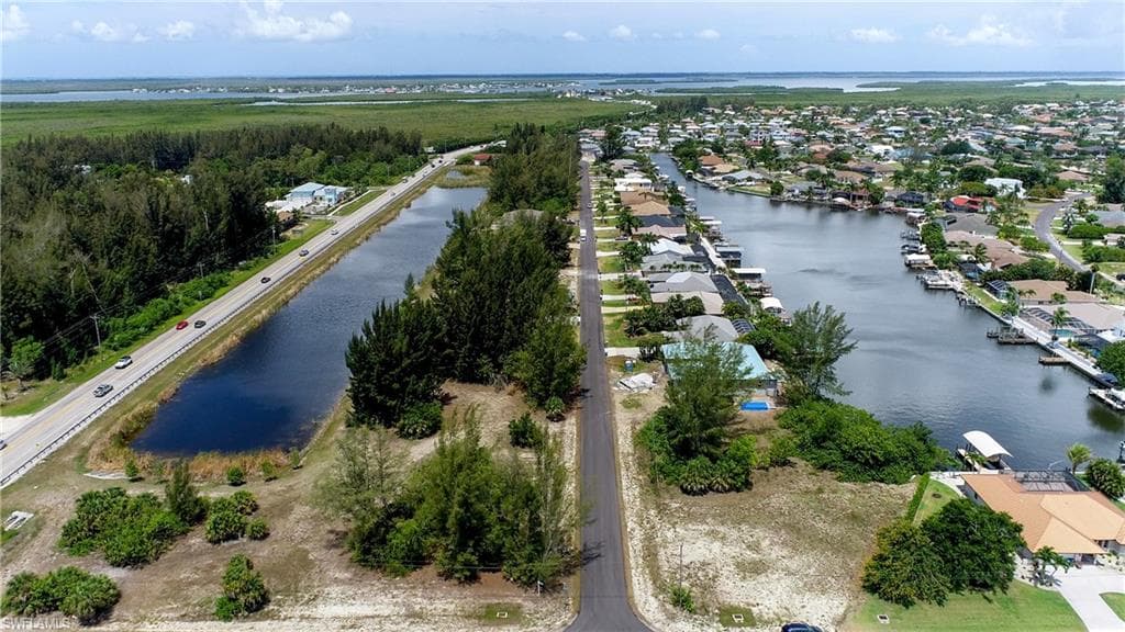 3306 SW 8th ST CAPE CORAL, FL 33991