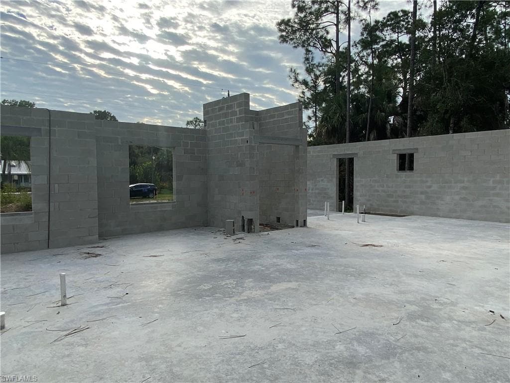 1845 Della DR NAPLES, FL 34117