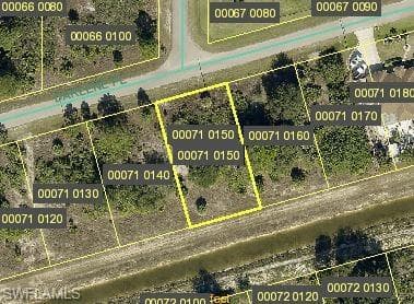2717 Darlene PL LEHIGH ACRES, FL 33971