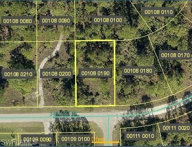 2600 34th ST W LEHIGH ACRES, FL 33971