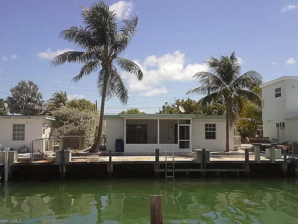 485 112th Street MARATHON, FL 33050