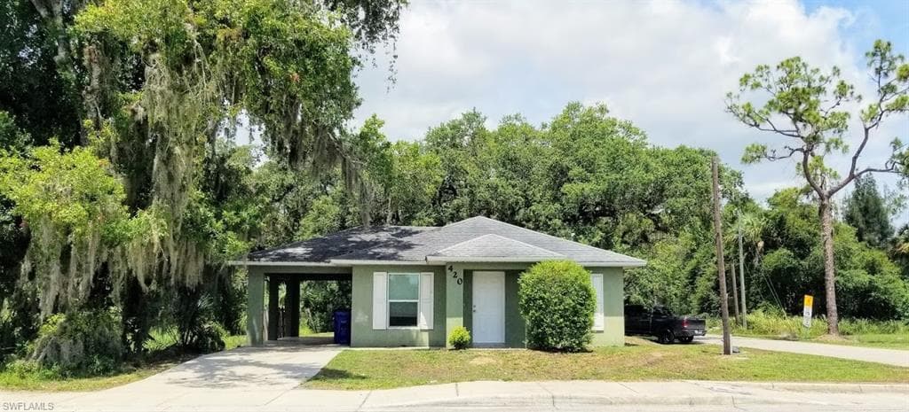 420 Dr Martin Luther King Jr BLVD LABELLE, FL 33935