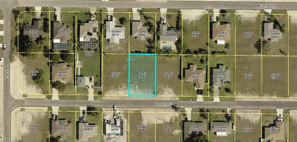 833 NE 11th ST CAPE CORAL, FL 33909