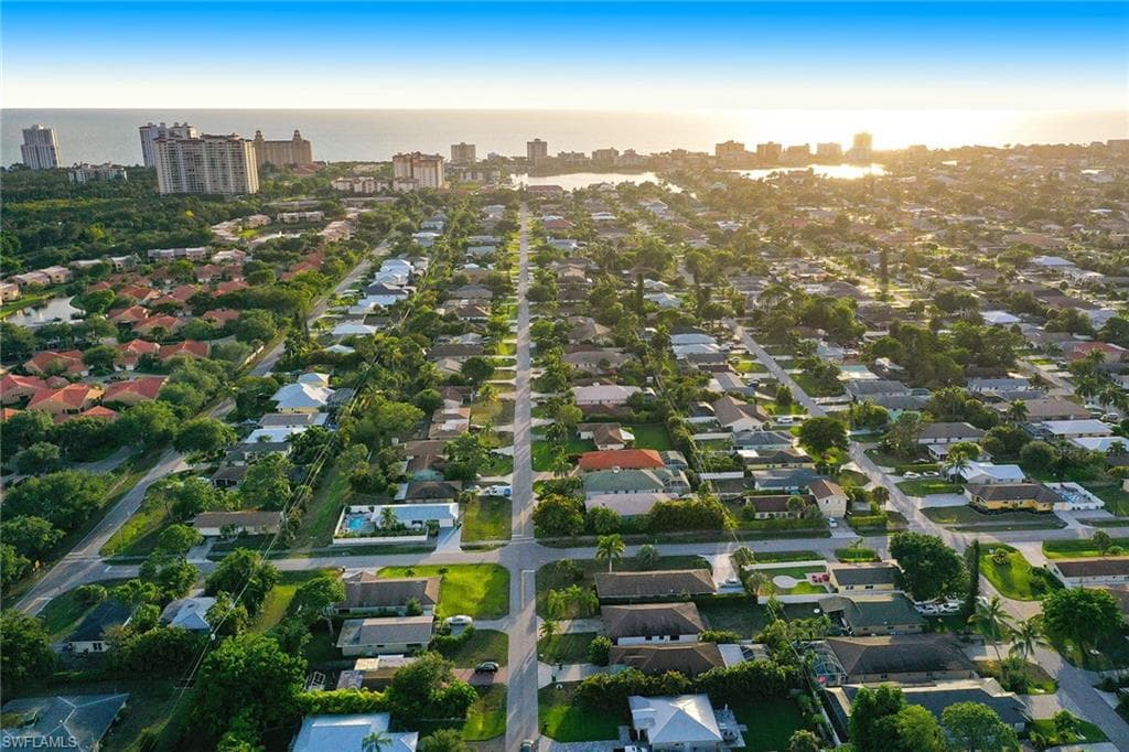 708 92nd AVE N NAPLES, FL 34108