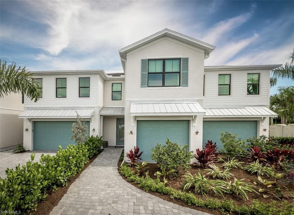 13002 Pembroke DR NAPLES, FL 34105