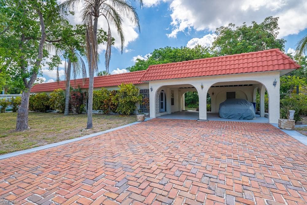 21191 Cypress Park CIR ESTERO, FL 33928