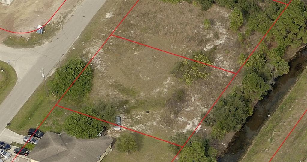 2501/2503 Hightower AVE S LEHIGH ACRES, FL 33973