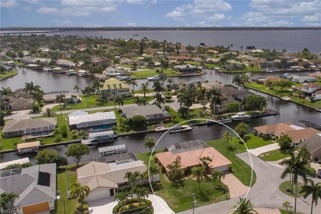 2609 SE 21st AVE CAPE CORAL, FL 33904