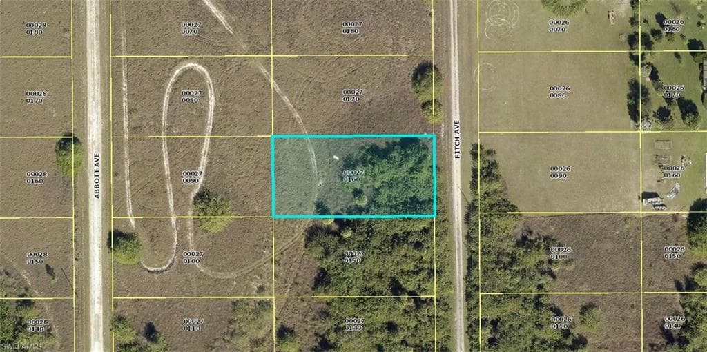 1407 Fitch AVE LEHIGH ACRES, FL 33972