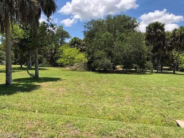 1750 Seafan CIR NORTH FORT MYERS, FL 33903