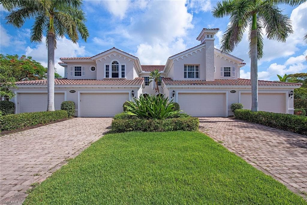 9053 Cascada WAY 102 NAPLES, FL 34114