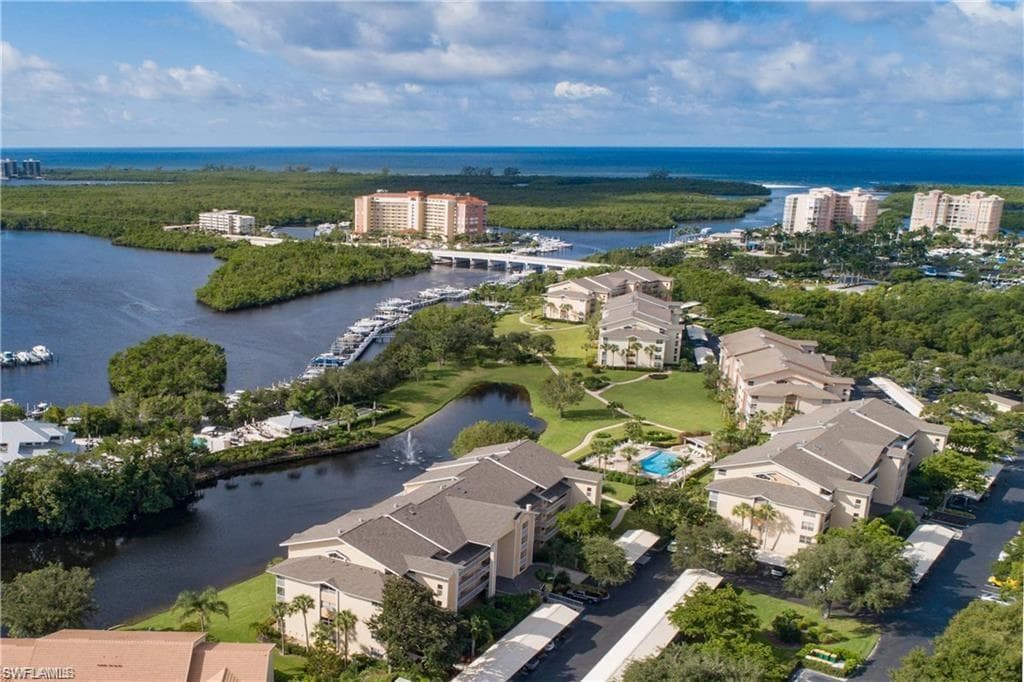 360 Horse Creek DR 307 NAPLES, FL 34110