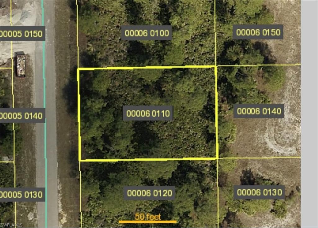 323 Panorama AVE LEHIGH ACRES, FL 33974