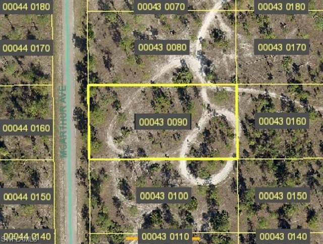 1106 Mcarthur AVE LEHIGH ACRES, FL 33936