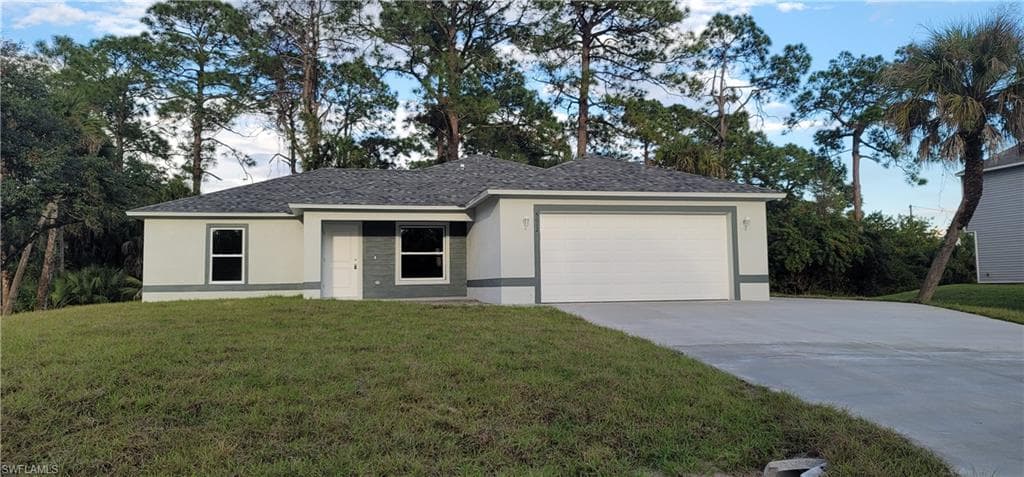 5012 Sun CT LABELLE, FL 33935