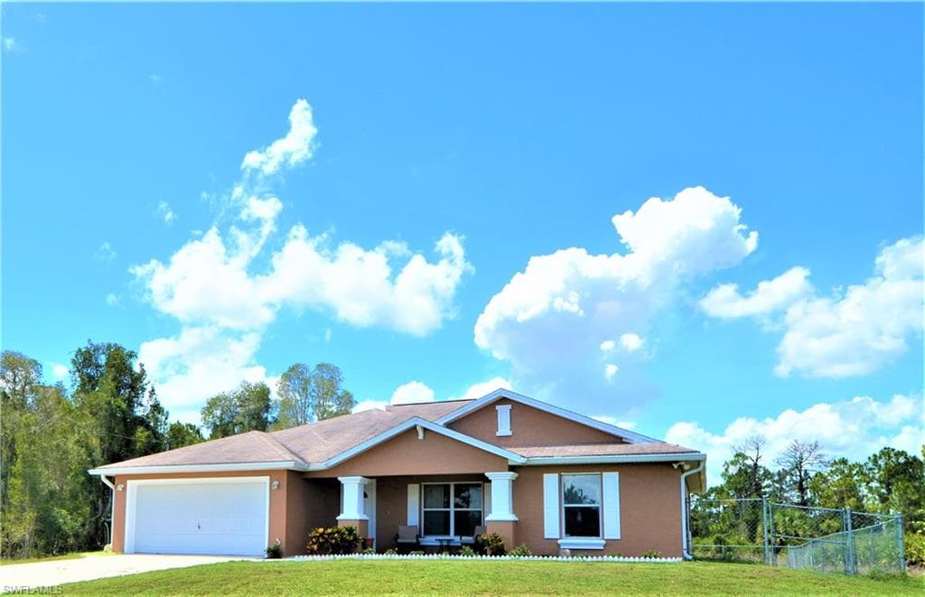 1266 Belgrave ST FORT MYERS, FL 33913