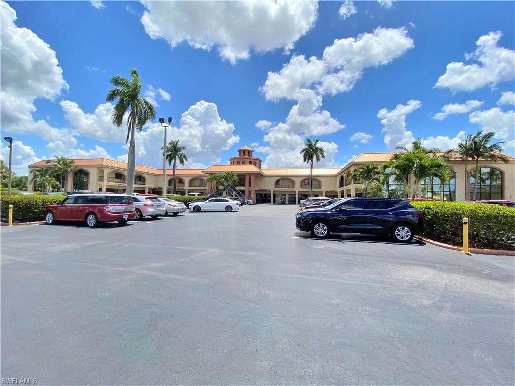 3049 Cleveland AVE FORT MYERS, FL 33901