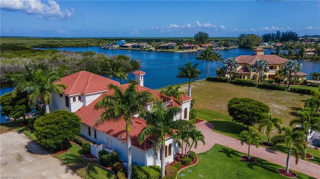 866 W Cape Estates CIR CAPE CORAL, FL 33993