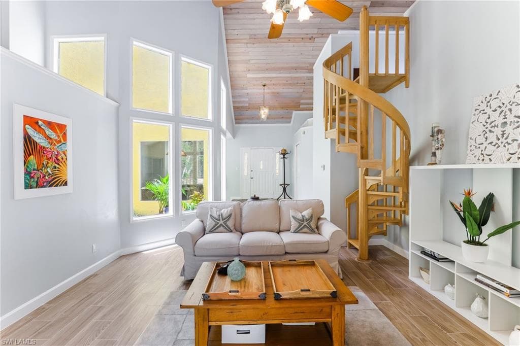 5881 Painted Leaf LN NAPLES, FL 34116