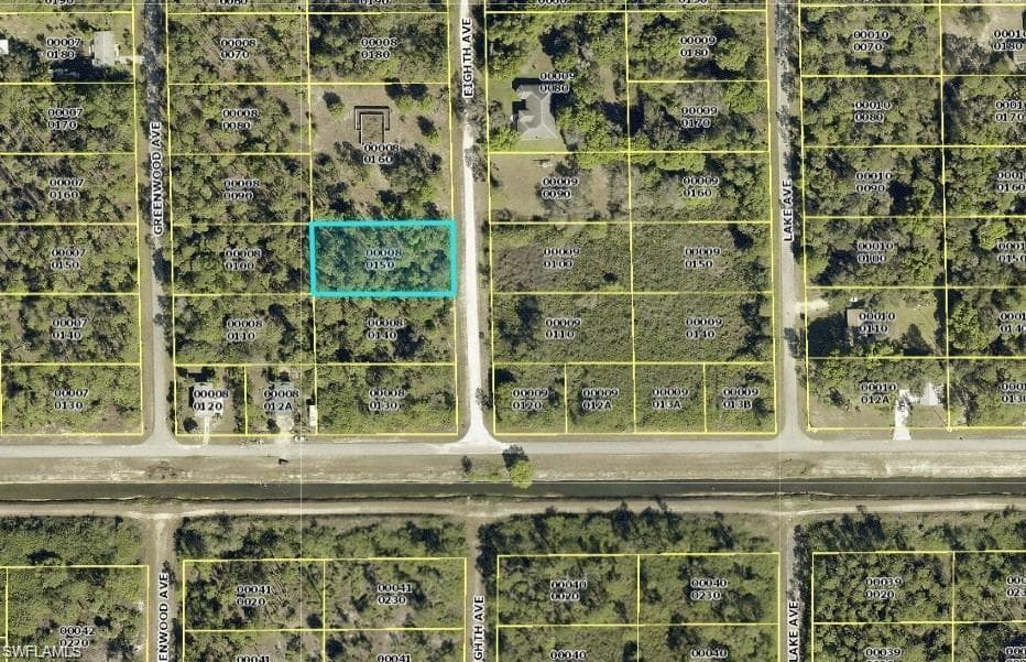 1605 Eighth AVE LEHIGH ACRES, FL 33972