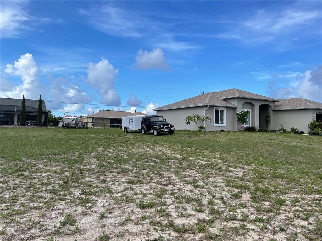1106 SW 41st TER CAPE CORAL, FL 33914